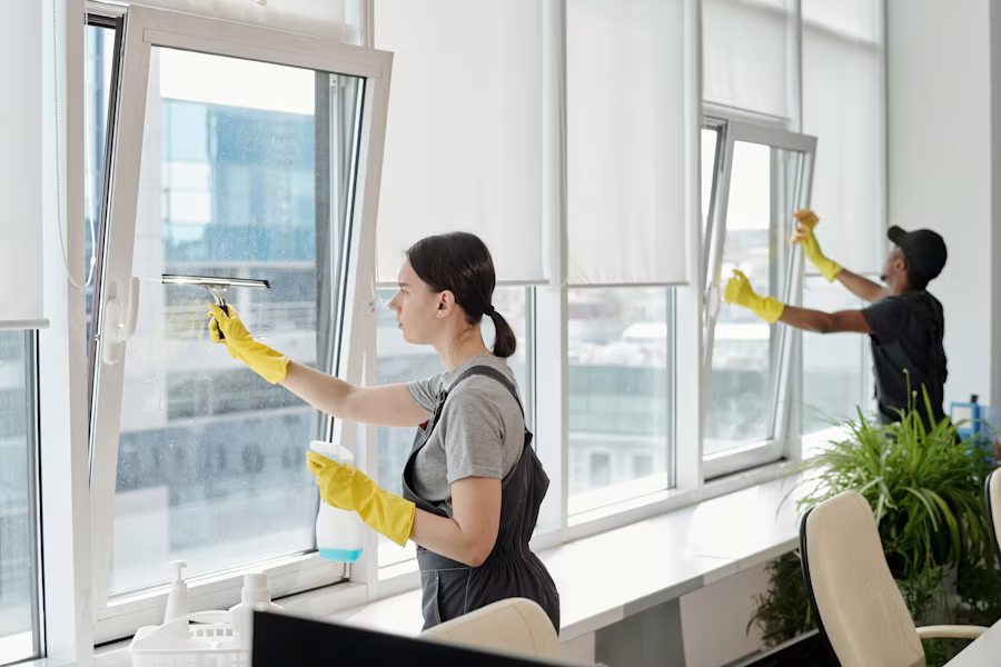 Hosting & Cleaning